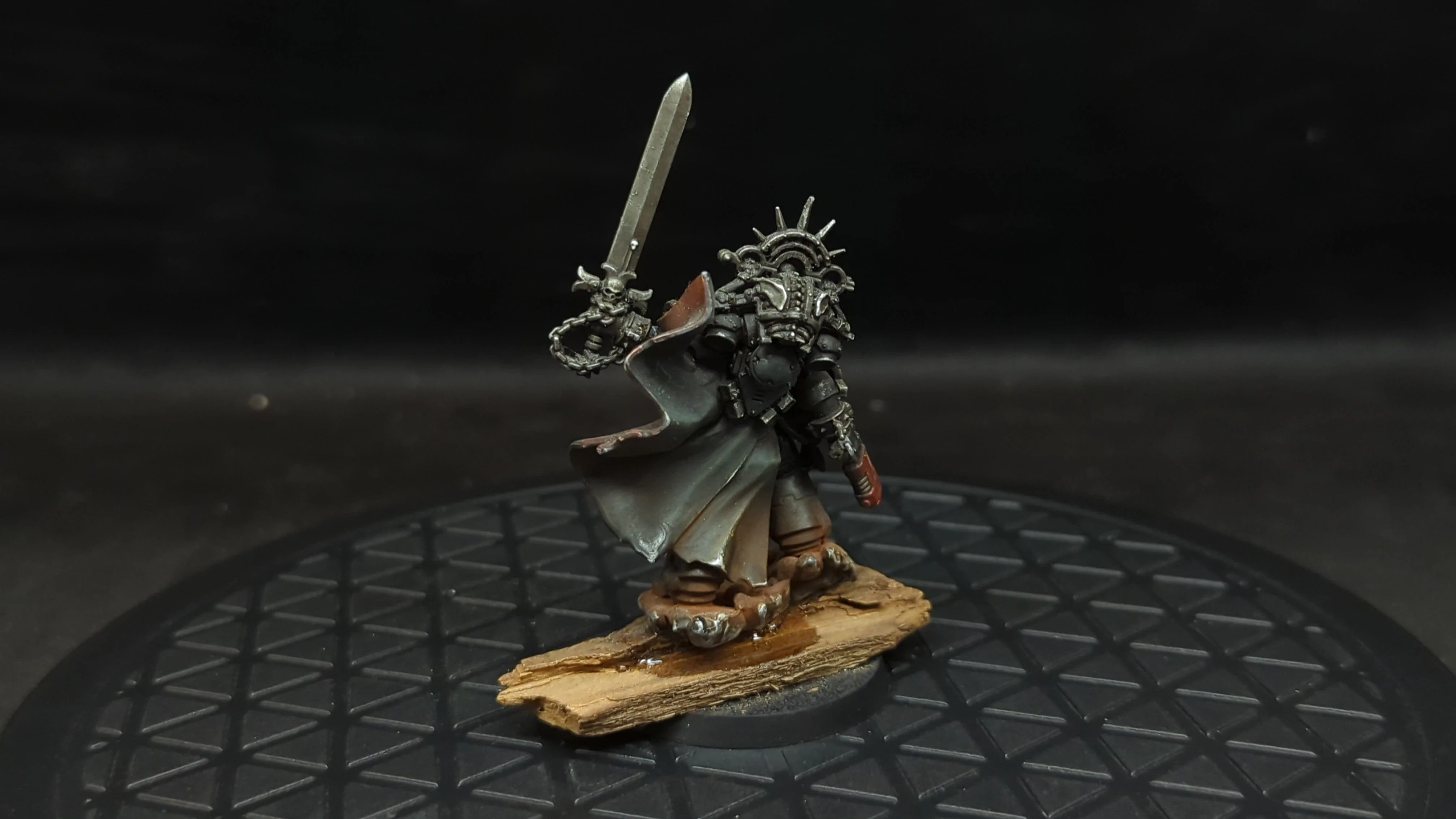 Warhammer 40k Black Templars Marshal x1 Painted - Image 4