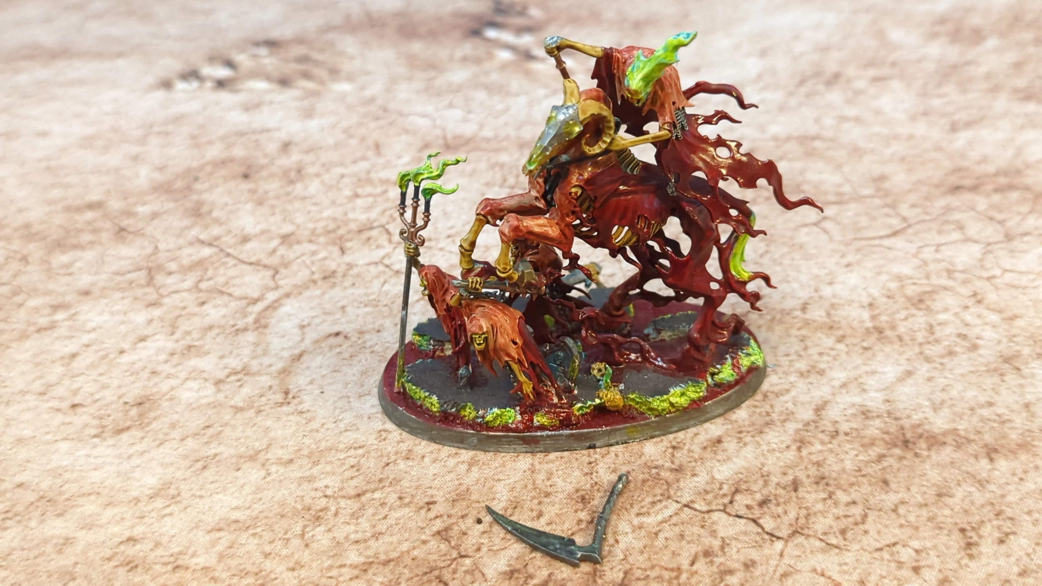 Age of Sigmar Nighthaunt Knight of Shrouds on Ethereal Steed x1 OOP Painted