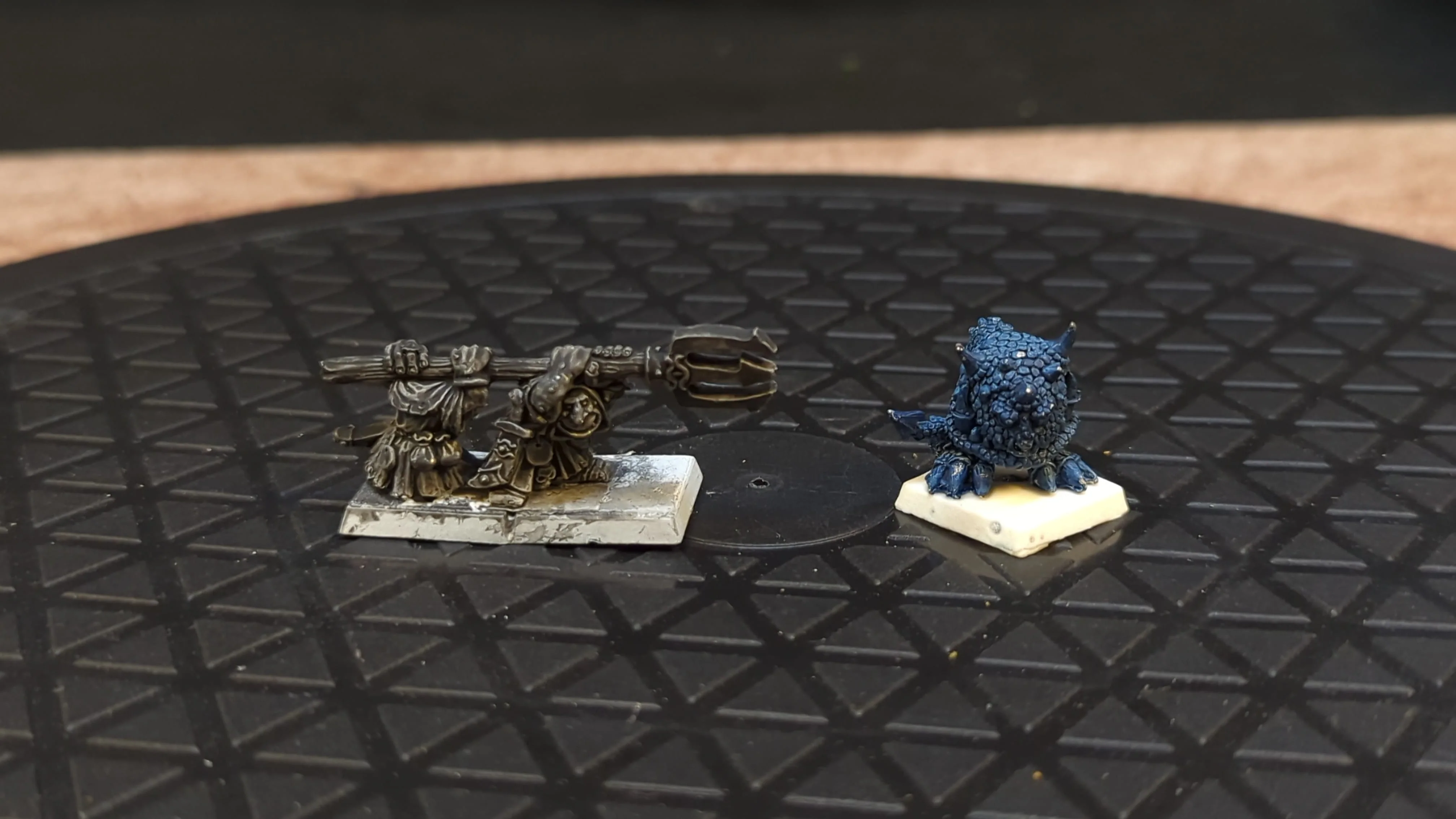 The Old World Orc & Goblin Tribes Squigs Herders (OOP Metal) x2