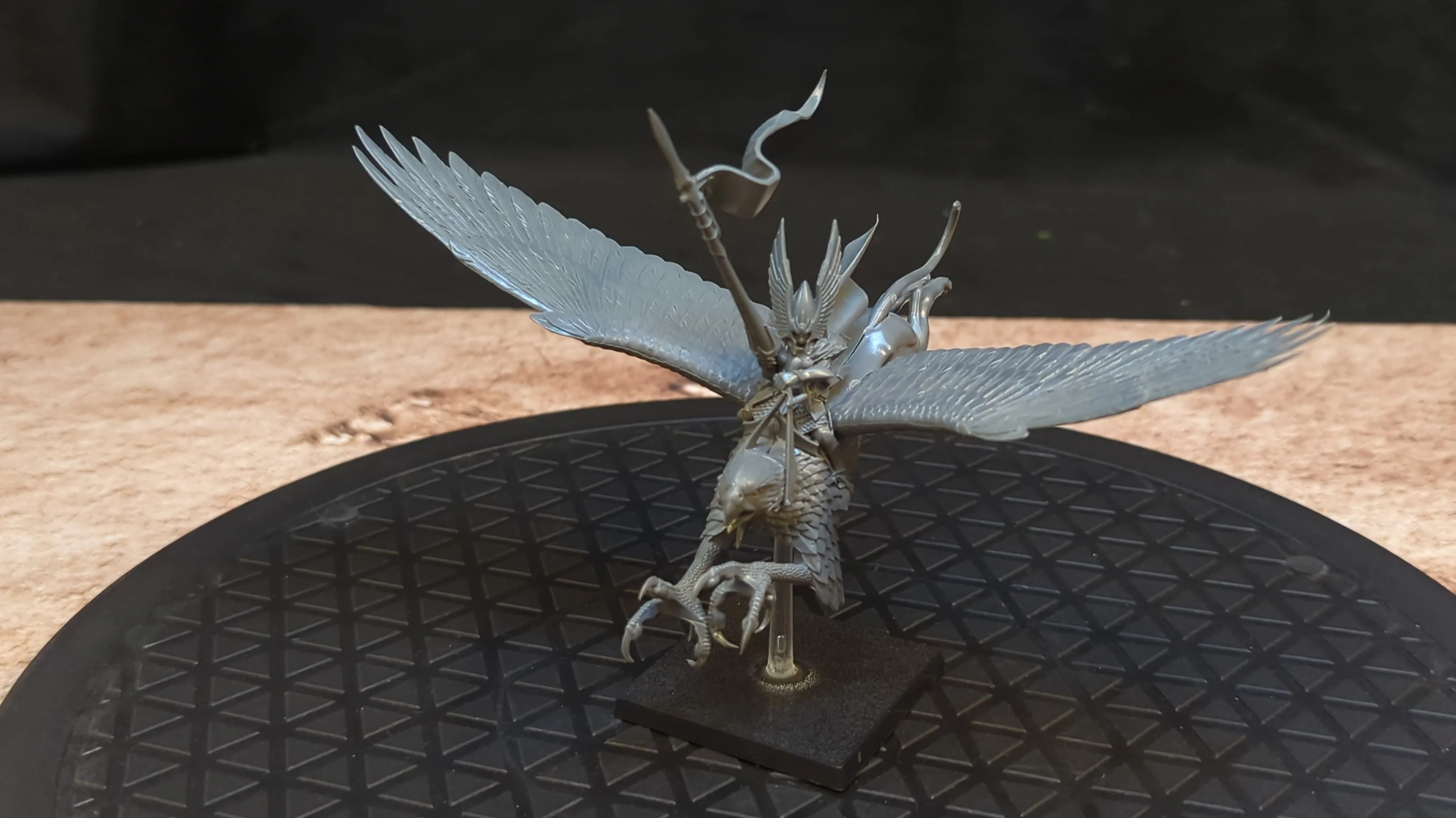 The Old World Warhammer High Elf Prince On Griffon (OOP) x1