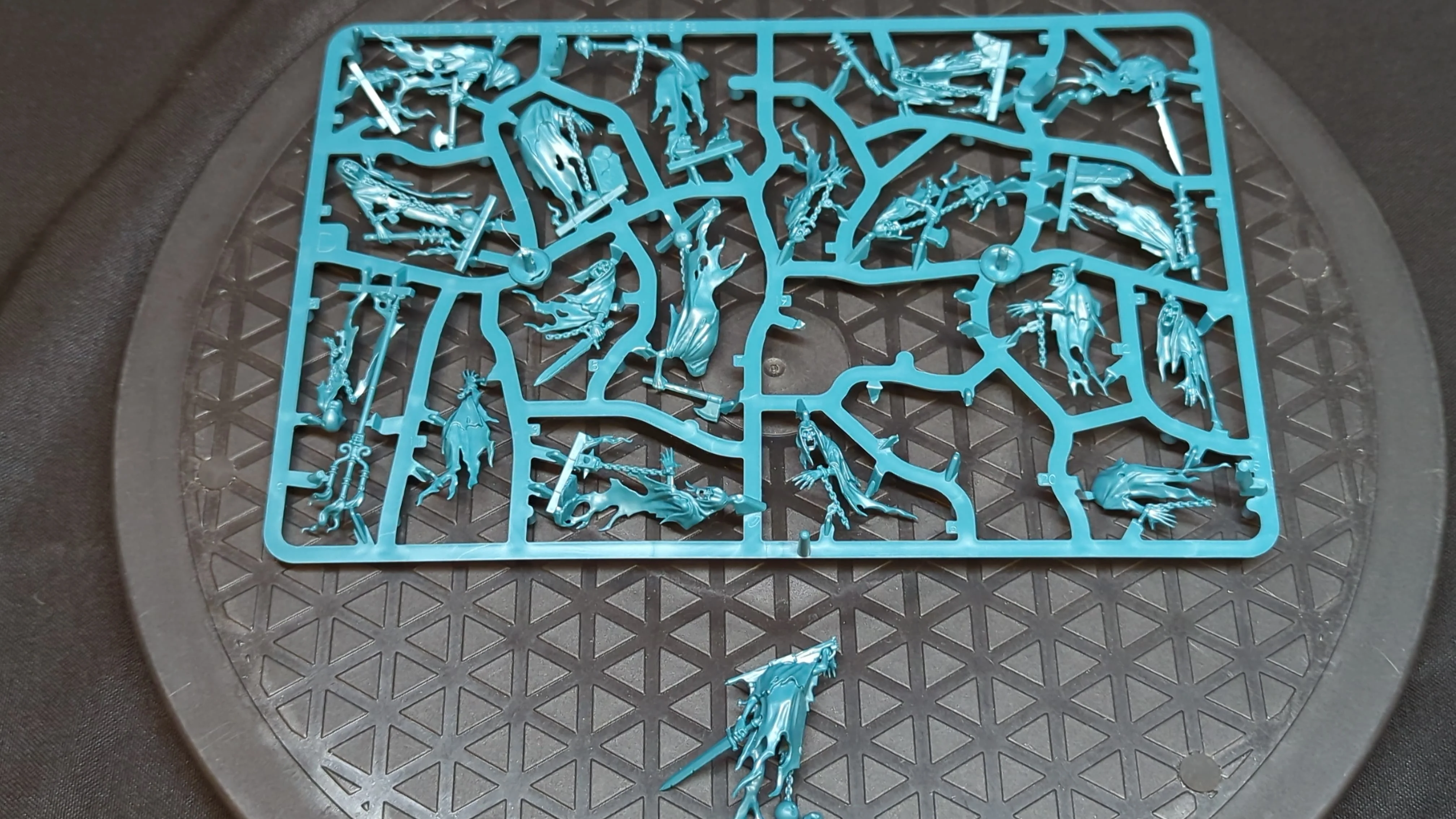 Age of Sigmar Nighthaunt Easy to Build Chainrasp Hordes x10 - Image 2