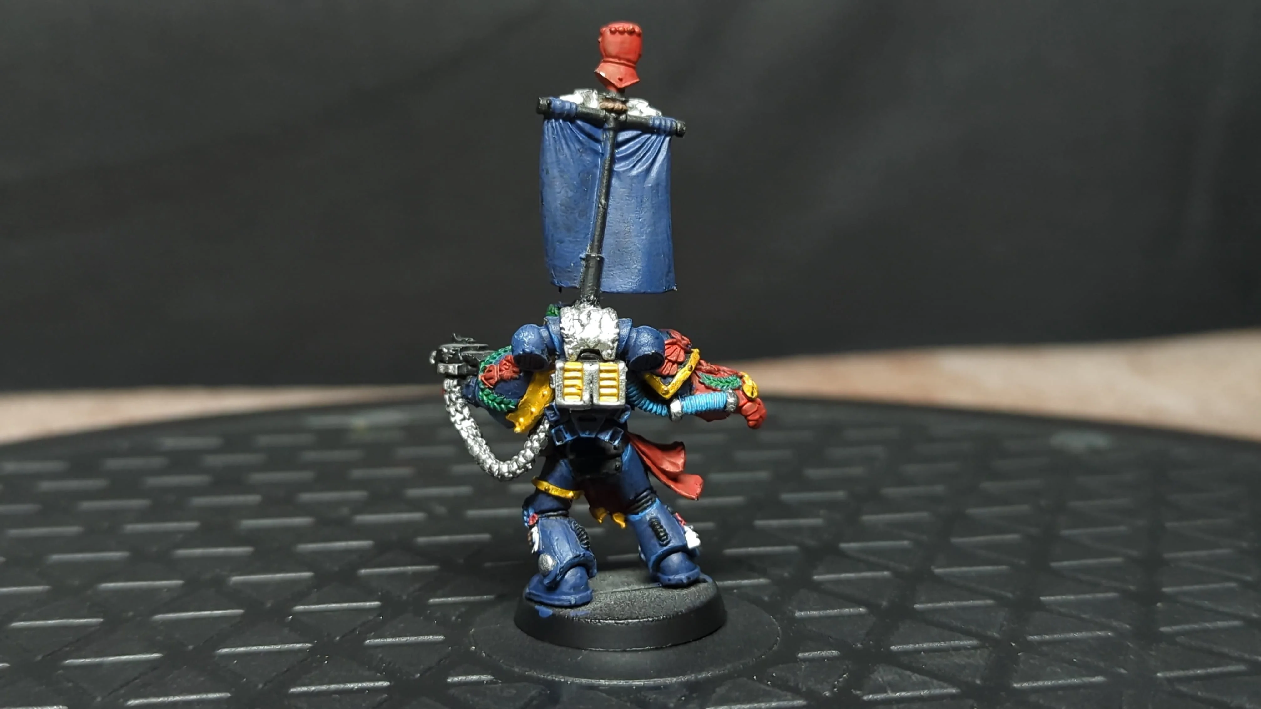 Warhammer 40k Crimson Fists Chapter Master Pedro Kantor x1 - Image 2