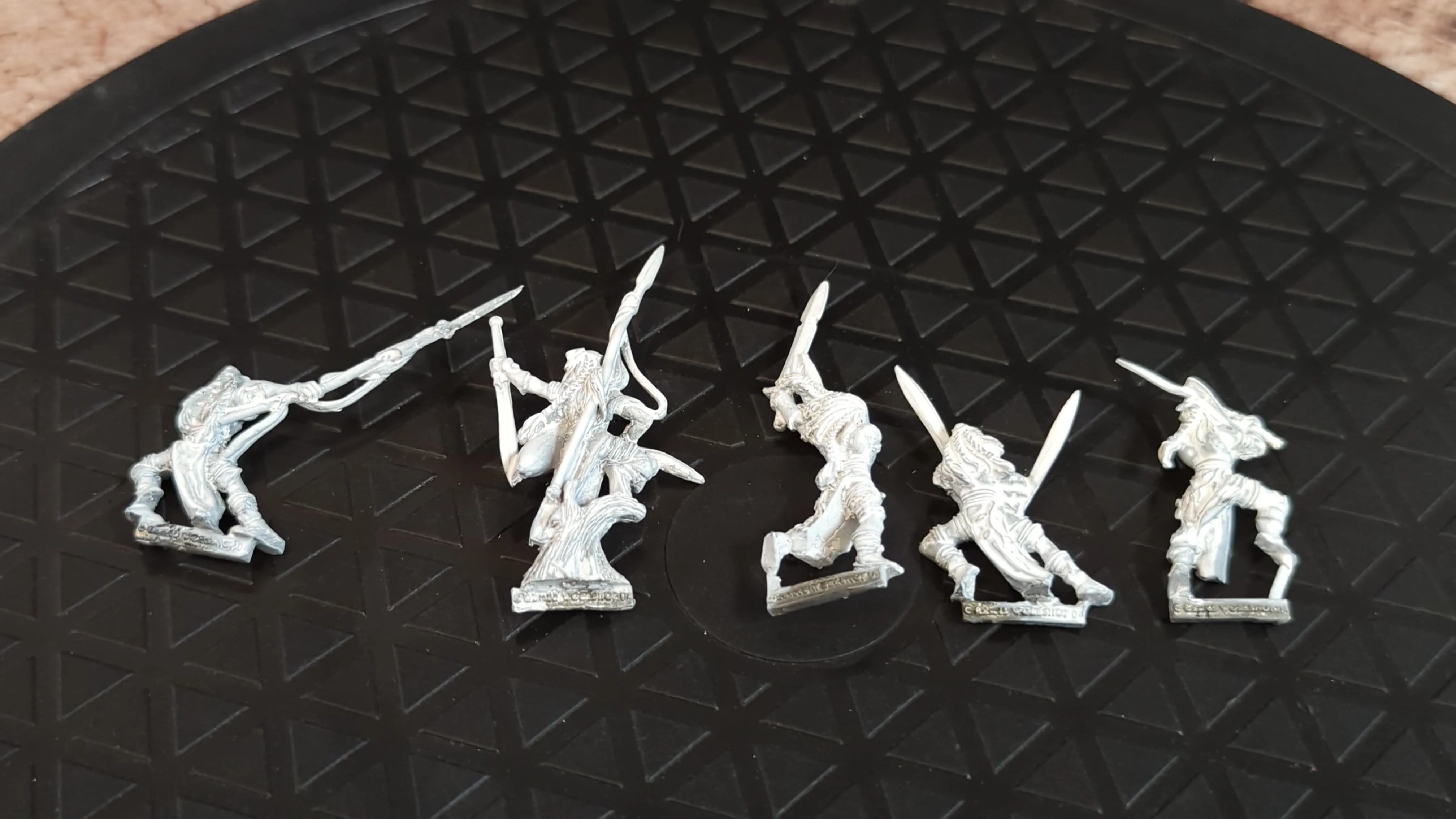 The Old World Wood Elf Realms Wardancers Troupe Command x5 - Image 2