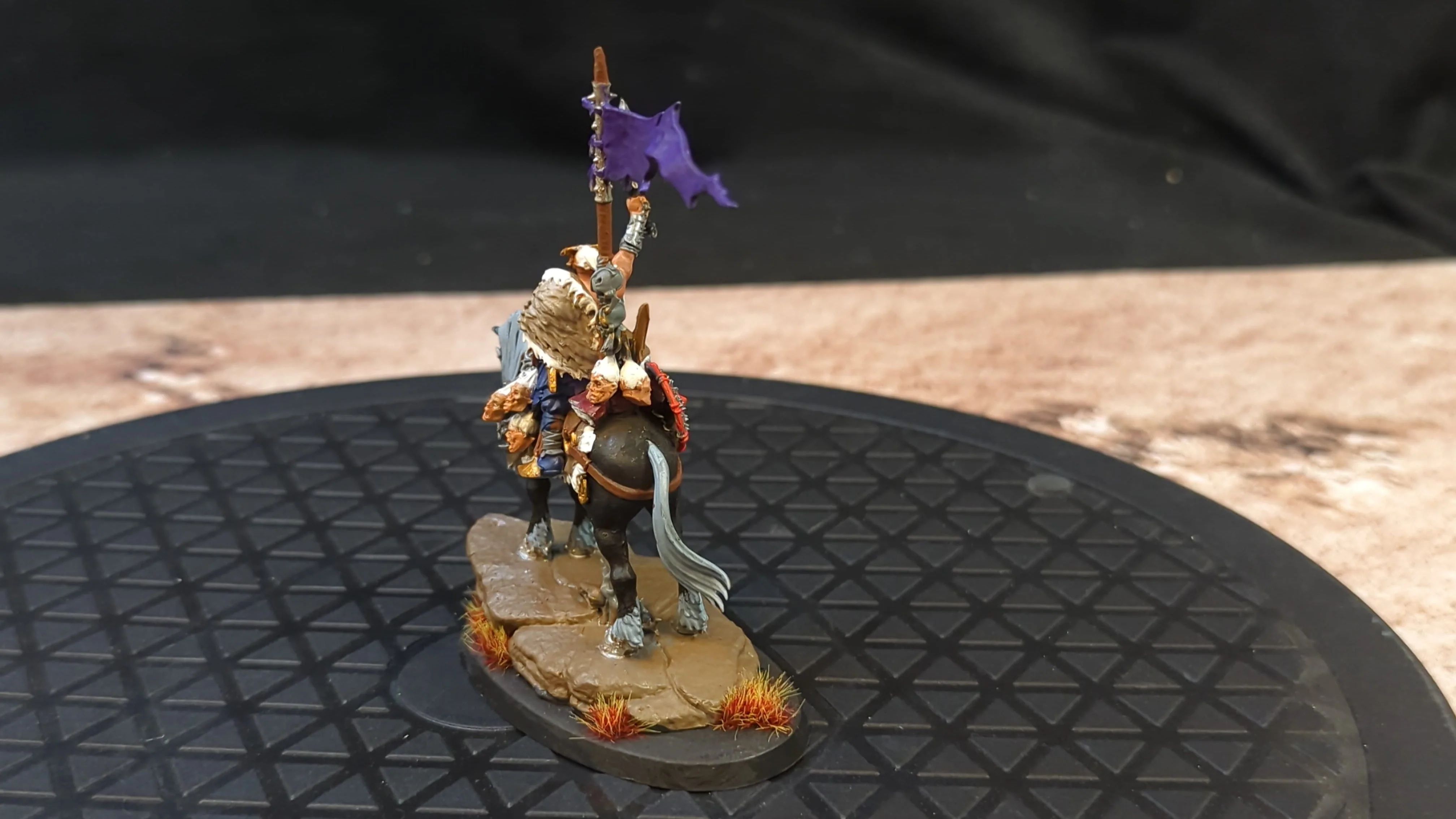 Age of Sigmar Slaves to Darkness Darkoath Chieftain on Warsteed x1 Painted - Image 2